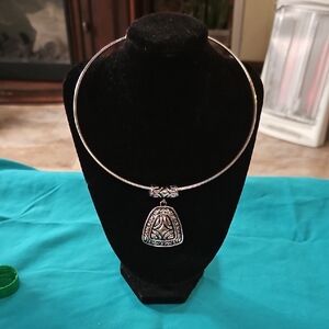 Elegant Silver Pendant Necklace